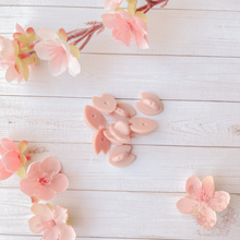 Load image into Gallery viewer, Cute Sakura Petal Rubber Clutches/Pin Backings for Enamel Pins
